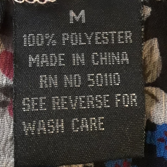 Feather Off The Shoulder Floral Blouse (12) - Picture 5 of 7